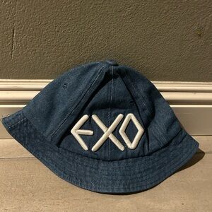 Exo bucket hat small head fit as is condition non official